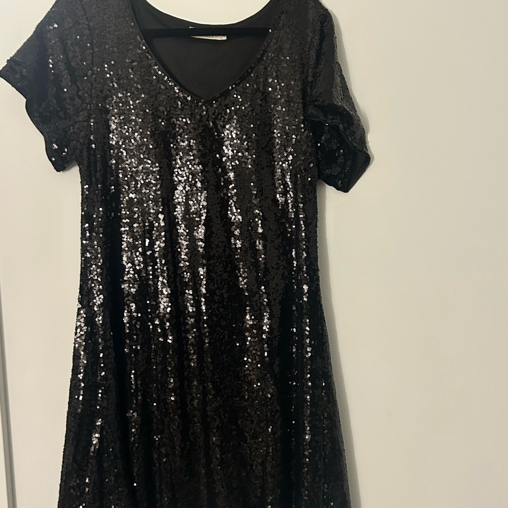 Elegant Black Sequin Midi Dress